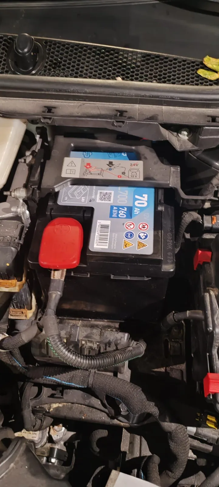 70 Ah, 760 A battery fitted in a car